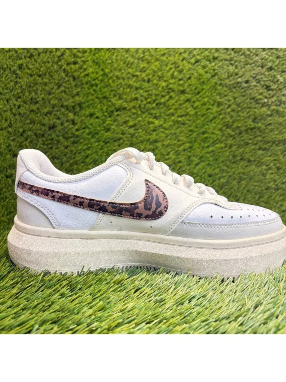 Nike Court Vision Alta Leopard Womens Size 9 White Athletic Shoes Sneakers